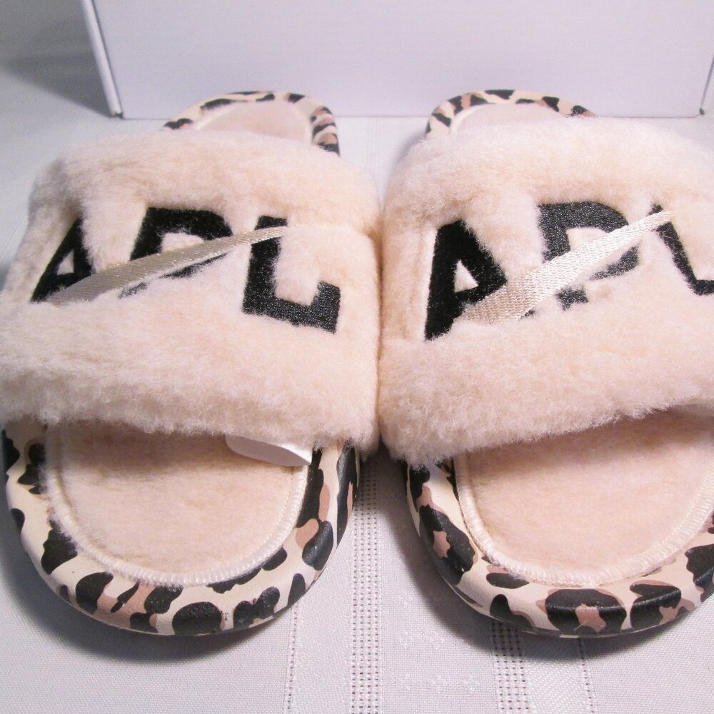 APL Women’s Shearling Slides Size 7 – New in Box - Picture 3 of 6